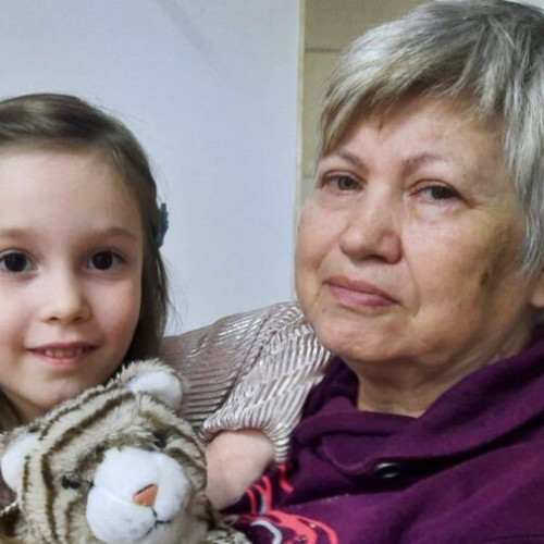 Poliția din București face apel la ajutor pentru găsirea unei femei și a nepoatei sale