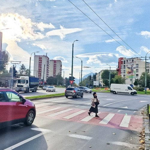 Primăria Brașov pune în funcțiune noi semafoare pentru siguranța pietonilor