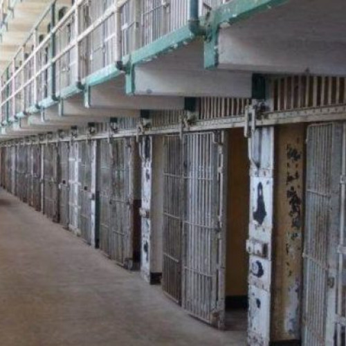 Protest al polițiștilor de penitenciare din Craiova și Vaslui