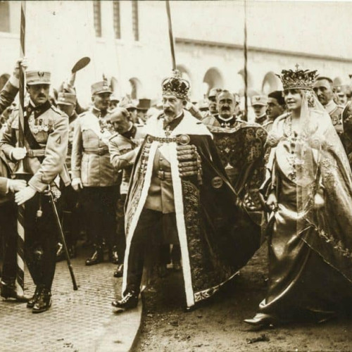 15 octombrie – 102 ani de la încoronarea suveranilor României Mari la Alba Iulia