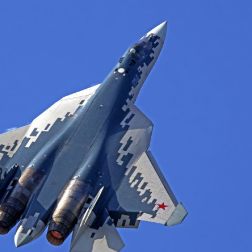 Rusia blochează producția avionului de vânătoare Su-57 din cauza sancțiunilor