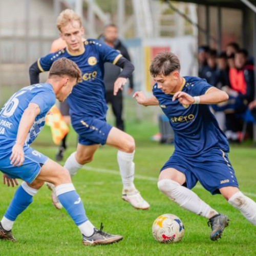 Gloria Ultra pierde la limită în fața liderului