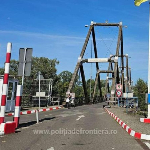 Restricții de trafic la frontiera Sighetu Marmației din cauza reparațiilor podului de peste Tisa