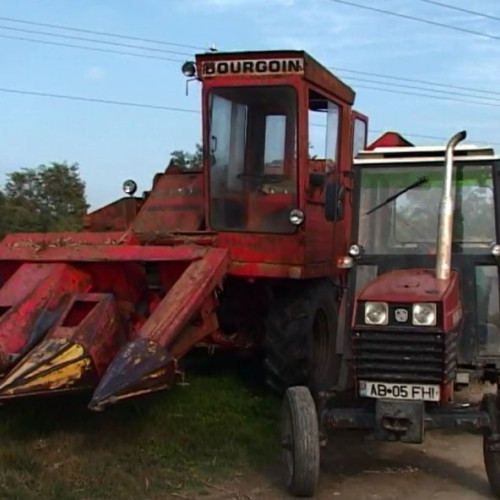 Incident grav în satul Sanbenedic: un bărbat s-a rănit la o combina de cultivat porumb