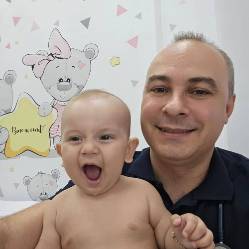 Felix Georgescu oferă consultatii gratuite pentru pacienții vulnerabili din Târgoviște