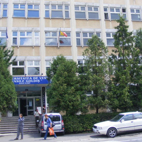 Evenimentul "Economie-Istorie-Societate" se desfășoară la Baia Mare