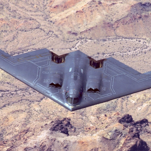 Statele Unite au atacat depozitele de muniție ale rebelilor houthi din Yemen