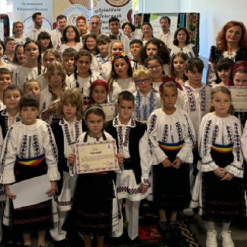 Liceul Teoretic "O.C. Taslauanu" din Toplița sărbătorește tradiția culturală