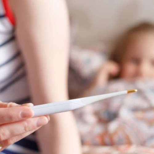 Creșterea cazurilor de pneumonie în România, afectând în special copiii și vârstnicii