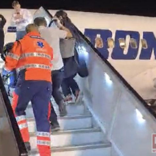 Darius, copilul mobilizat de o comunitate întreagă, a fost operat cu succes