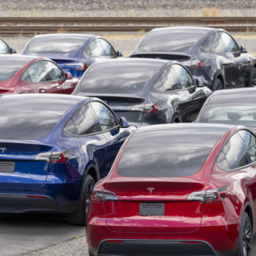 Tesla investigată de autoritățile americane după un accident mortal