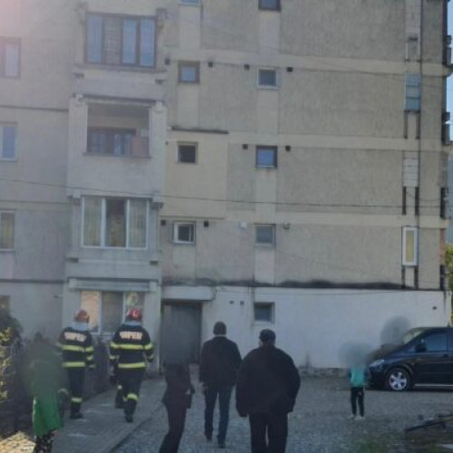 Explozie într-un bloc de apartamente din Vama, fără victime