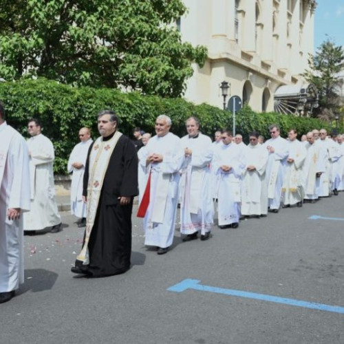 Procesiune cu relicva Sf. Papa Ioan Paul al II-lea în București