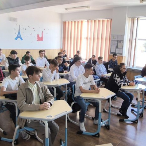 Experiențele elevilor de la Colegiul Tehnic Auto "Traian Vuia" în Franța, prin programul Erasmus+