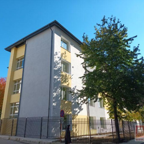 Elevii Colegiului "Mihai Eminescu" se pregătesc să revină la școală după finalizarea lucrărilor de reabilitare