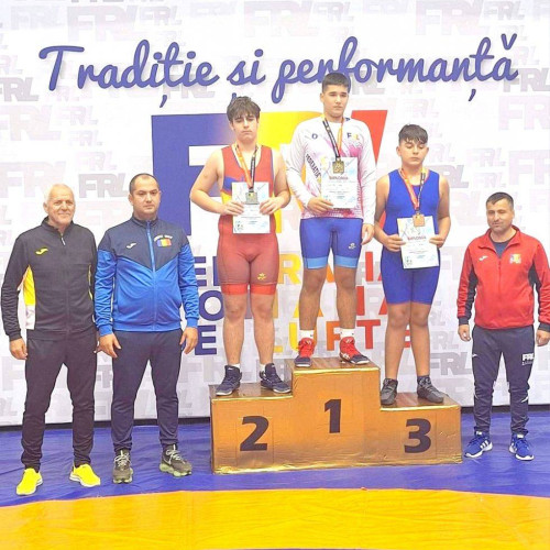 Radu Georgian Șerban, vicecampion național la lupte în cadrul Campionatului Juniorilor 4