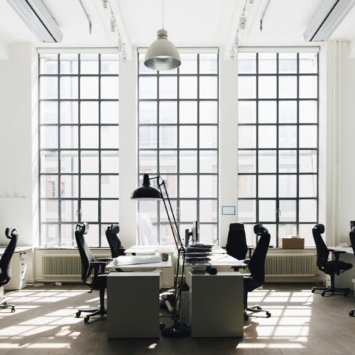 Cererea de birouri moderne în București a scăzut cu 25% în 2023