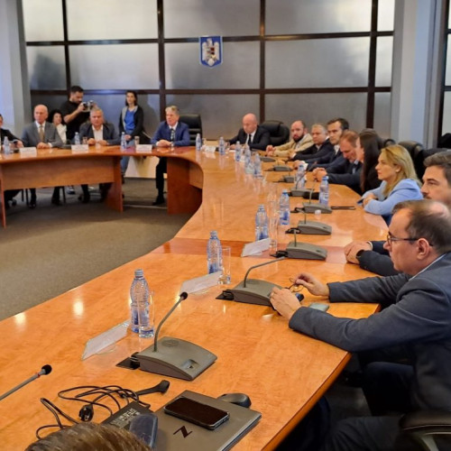 Primarul George Scripcaru și consilierii locali depun jurământul la Brașov