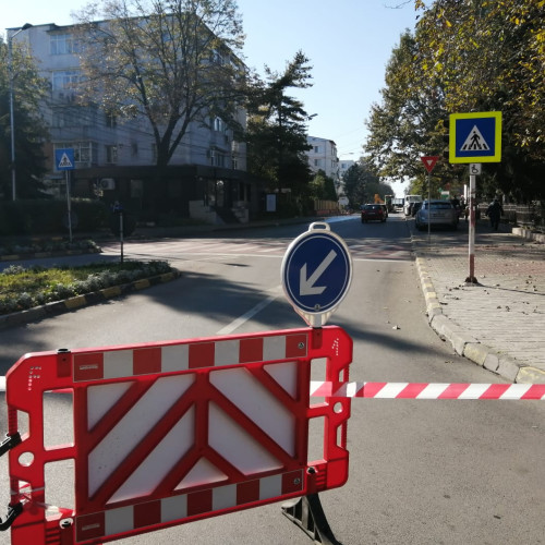 Circulația blocată în Botoșani din cauza unei avarii la conducta de apă