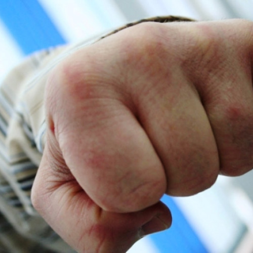 Tânăr de 16 ani din Dărmănești reținut pentru violență