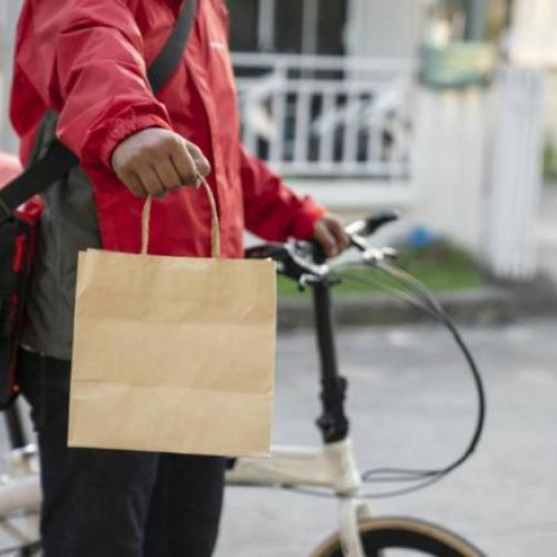 Tehnici de înșelăciune din partea livratorilor de mâncare în Cluj-Napoca