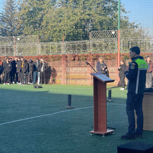 Activități de prevenire și informare pentru elevii din Dorohoi