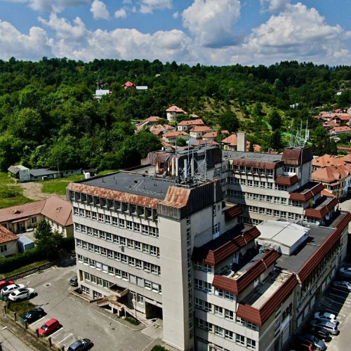 Spitalul Municipal Câmpulung angajează infirmieri