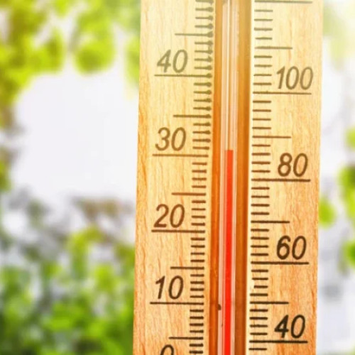 Vremea se schimbă radical! Unde vor fi înregistrate temperaturi de vară?