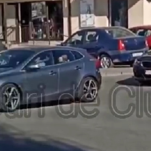 Incidente în trafic: un șofer începător, certat de alții pentru lipsa de curaj