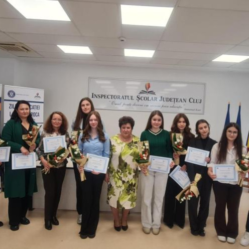 Elevii din Cluj care au obținut media 10 la examenele naționale, premiați la Inspectoratul Școlar