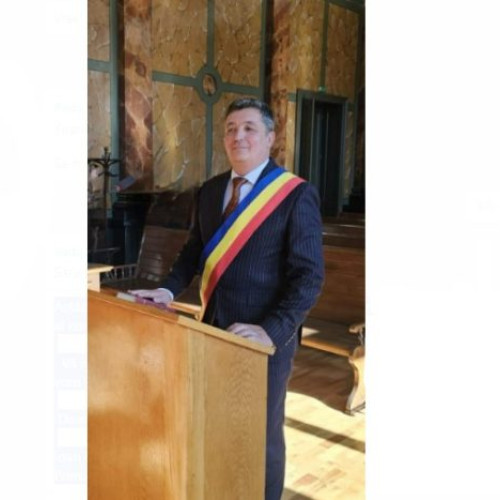 Primarul din Ocna Sugatag depune jurământul pentru un nou mandat