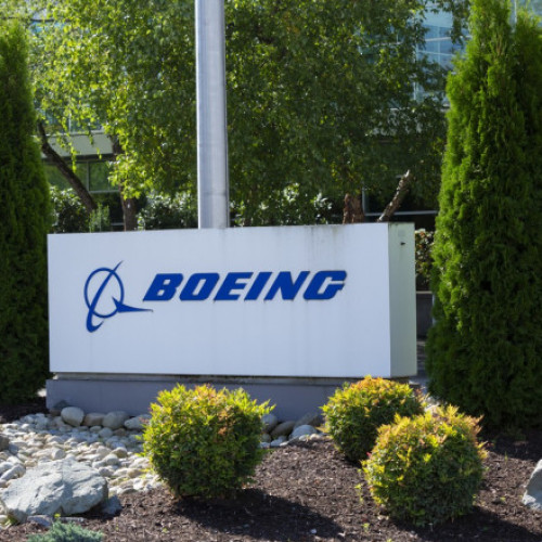 Boeing se confruntă cu pierderi și provocări semnificative