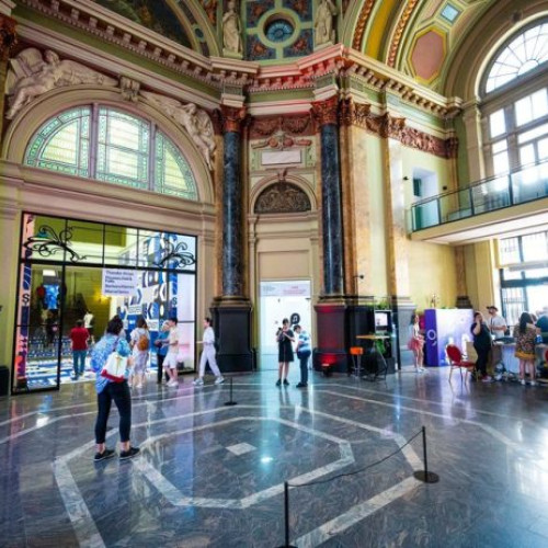 Art Safari organizează evenimentul "Intersecții culturale: lecturi deschise"