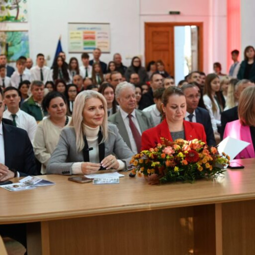 Partidul Național Liberal Argeș la a VI-a ediție a „Zilei liceului” la Liceul Tehnologic „Regele Mihai I”