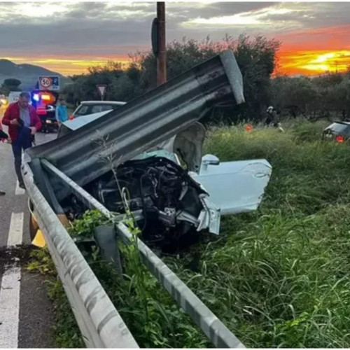 Moarte îngrozitoare pentru o femeie de 63 de ani, spulberată de o mașină condusă de un militar