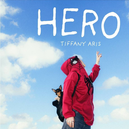 Tiffany Aris lansează un nou imn motivațional, "Hero"