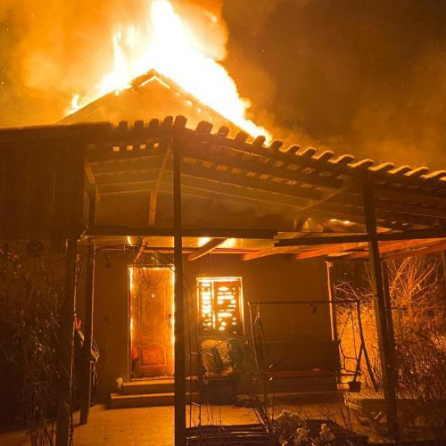 Incendiu la o cabană din satul Baisoara