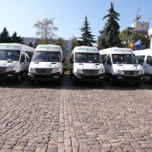 Consiliul Județean Botoșani a primit primele microbuze școlare electrice