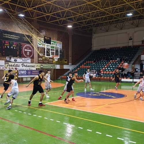 Victorie confortabilă pentru CSM Focșani 2007 în liga secundă de baschet