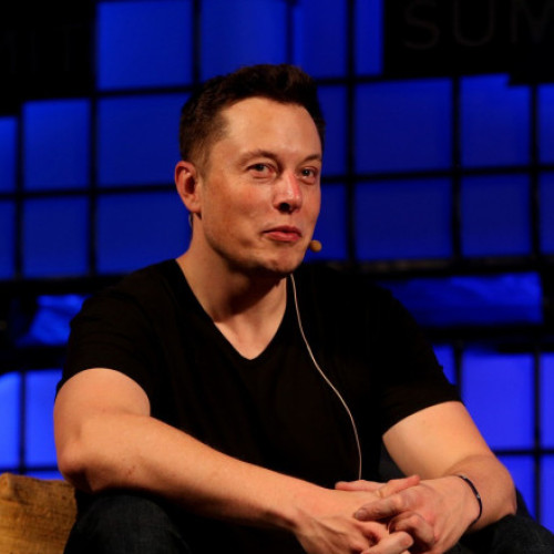 Elon Musk a lucrat ilegal în SUA după abandonarea studiilor
