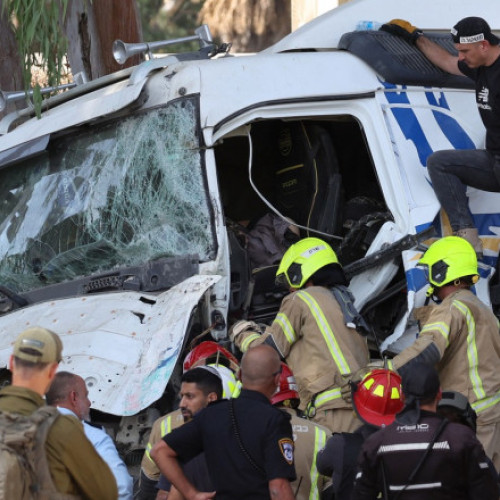 Zeci de răniți într-un incident cu un camion la Ramat Hasharon