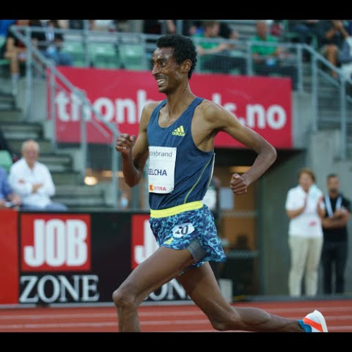 Yomif Kejelcha stabilește un nou record mondial la semimaraton în Valencia