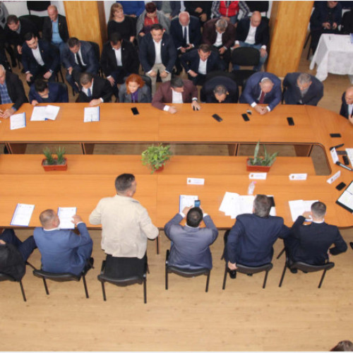 Consiliul Local Stei a fost constituit oficial, cu jurământul primarului Iulian Gheorghe Balaj