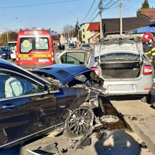 Accident rutier pe Drumul Național DN73 în comuna Mihaești