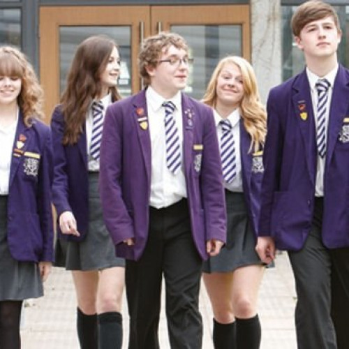 Uniforma școlară, subiect de dezbatere în învățământul românesc