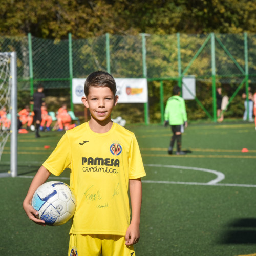 Echipa Villarreal CF antrenează juniorii la Sibiu