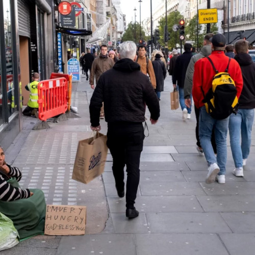 Infractorii români profita de perioada sărbătorilor pe Oxford Street