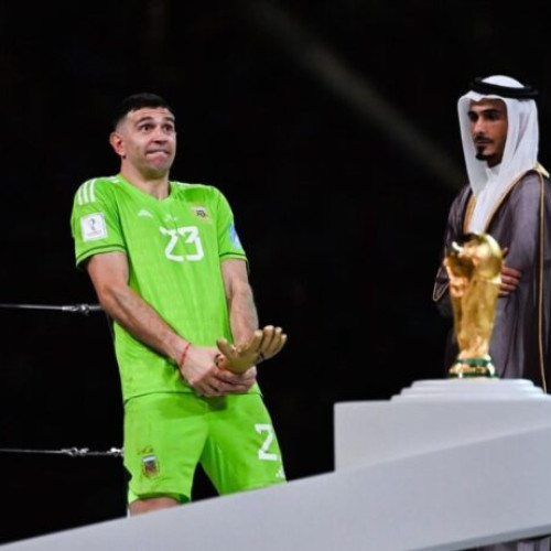 Emiliano &quot;Dibu&quot; Martinez, cel mai bun portar din lume pentru a doua oară consecutiv