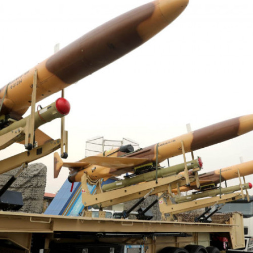 Iranul își propune o creștere a bugetului militar de 200%