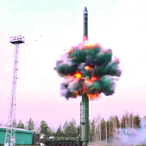 Rusia efectuează un exercițiu militar de simulare a unei lovituri nucleare masive